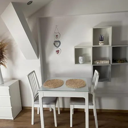 černý Tulipán - 6 Apartmán *