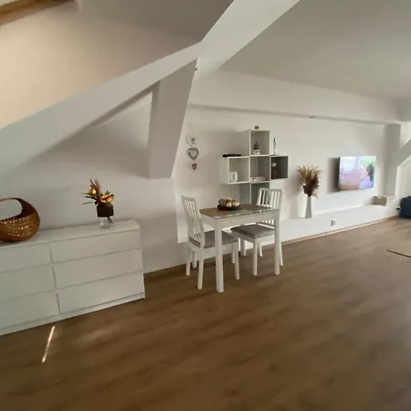 černý Tulipán - 6 Apartmán *